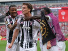 Thắng giòn giã, Juventus đoạt vé đi tiếp