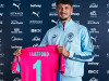 Man City ra mắt tân binh thứ 6