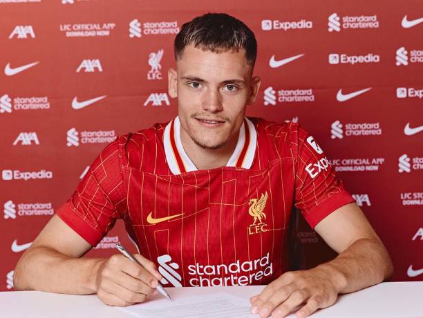 Florian Wirtz rạng rỡ trong màu áo Liverpool