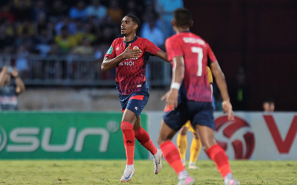 Alan - người hùng của trận chung kết với cú hat-trick lịch sử
