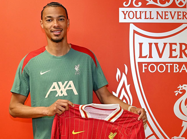 Hugo Ekitike chính thức gia nhập Liverpool.
