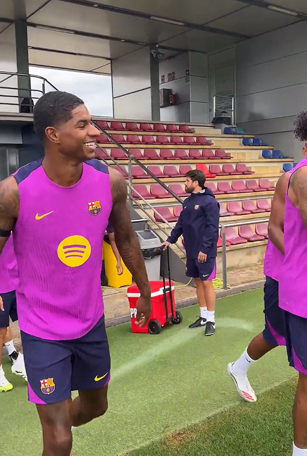 Rashford sẵn sàng cho trận ra mắt Barcelona