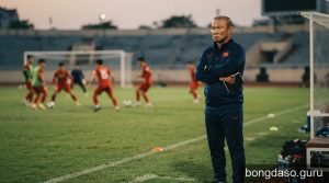 HLV Kim Sang-sik và kế hoạch ‘thanh lọc’ đội hình trước đợt tập trung FIFA Days tháng 11